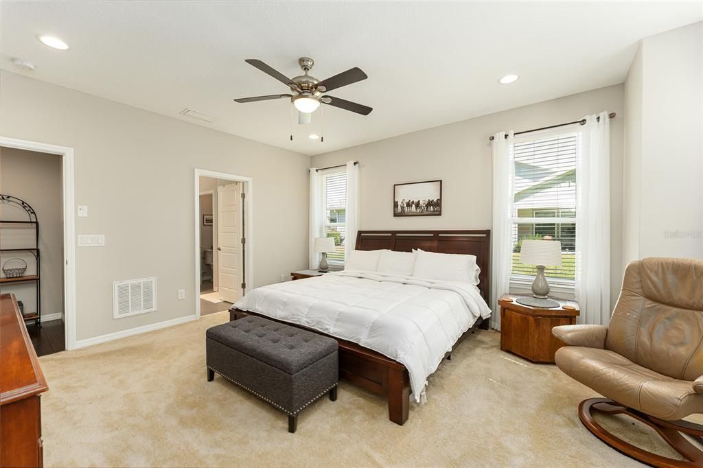 For Rent: $2,800 (3 beds, 3 baths, 2328 Square Feet)