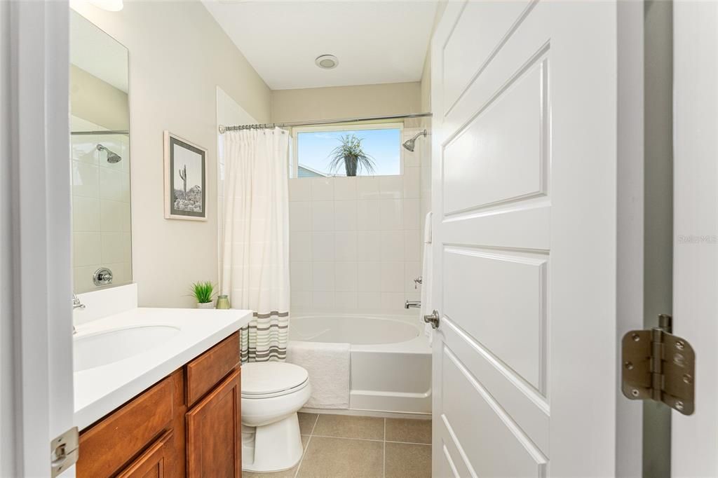 For Rent: $2,800 (3 beds, 3 baths, 2328 Square Feet)