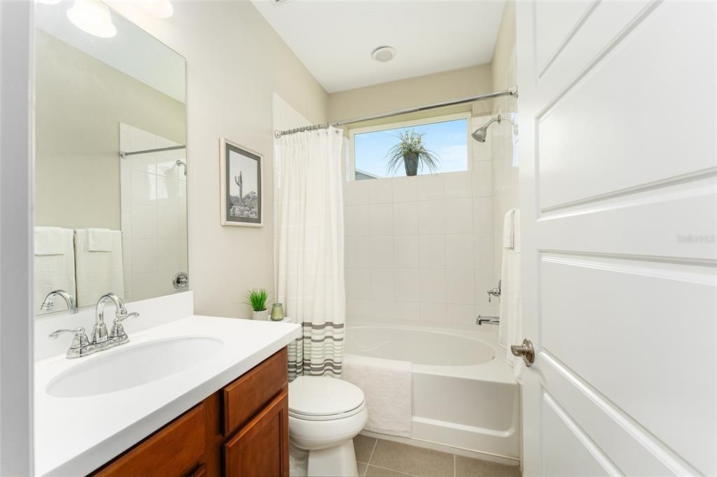 For Rent: $2,800 (3 beds, 3 baths, 2328 Square Feet)