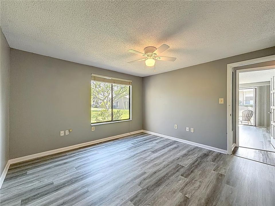 For Sale: $249,000 (3 beds, 2 baths, 1456 Square Feet)