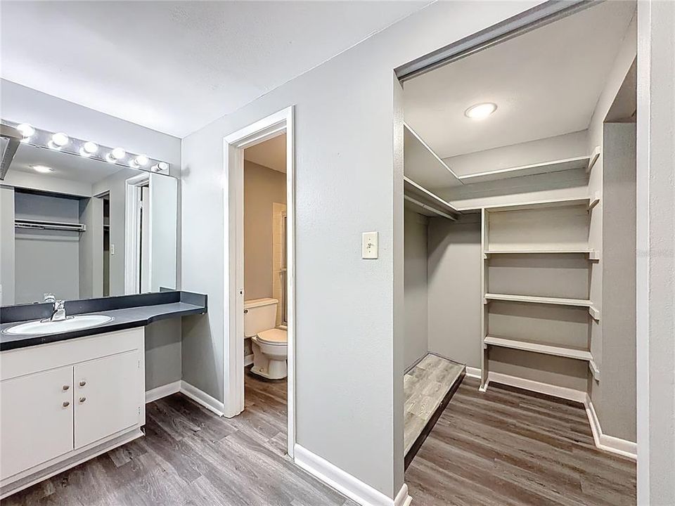 For Sale: $249,000 (3 beds, 2 baths, 1456 Square Feet)