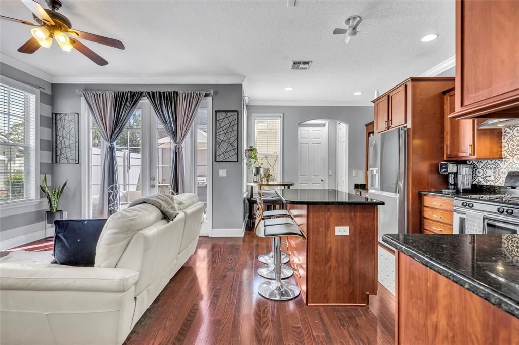 En Venta: $539,000 (3 camas, 2 baños, 1660 Pies cuadrados)