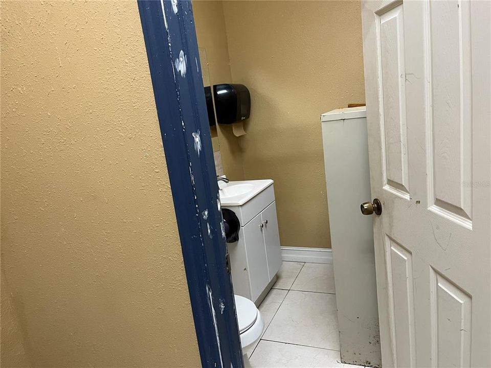 En Venta: $415,000 (0 camas, 0 baños, 1600 Pies cuadrados)