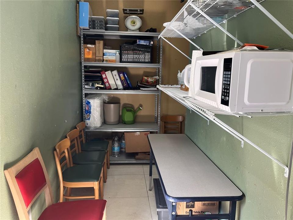En Venta: $415,000 (0 camas, 0 baños, 1600 Pies cuadrados)