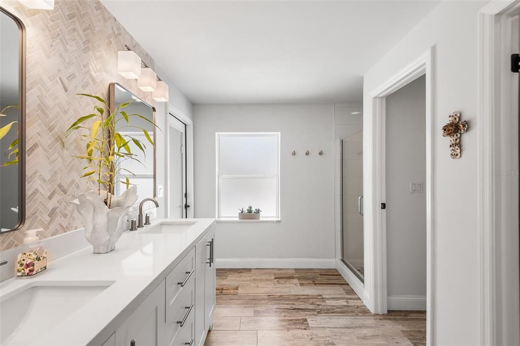 For Sale: $795,000 (3 beds, 2 baths, 1484 Square Feet)