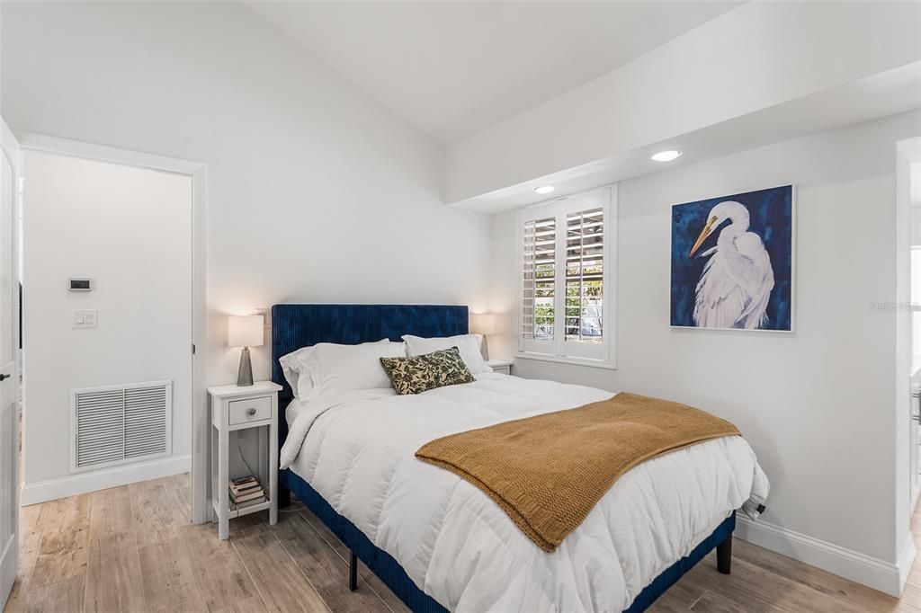 For Sale: $795,000 (3 beds, 2 baths, 1484 Square Feet)