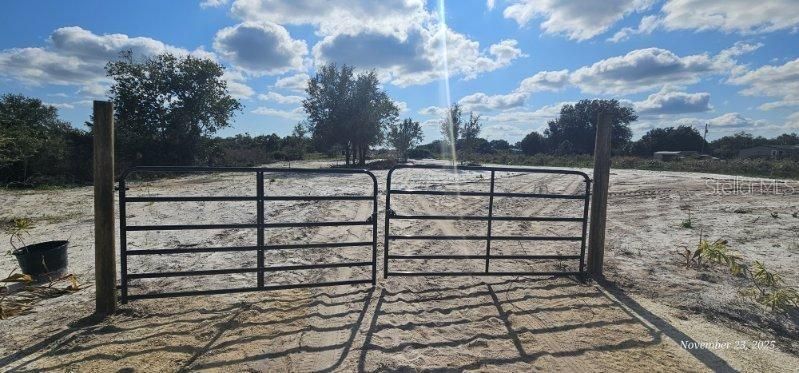 For Sale: $69,900 (1.25 acres)