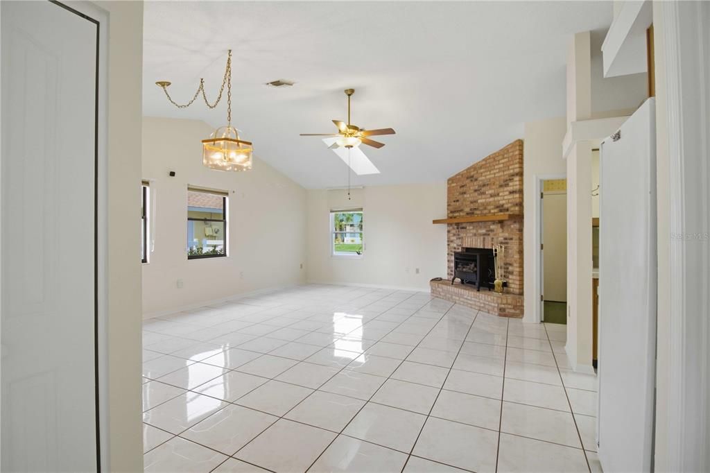 For Sale: $420,000 (3 beds, 2 baths, 2068 Square Feet)