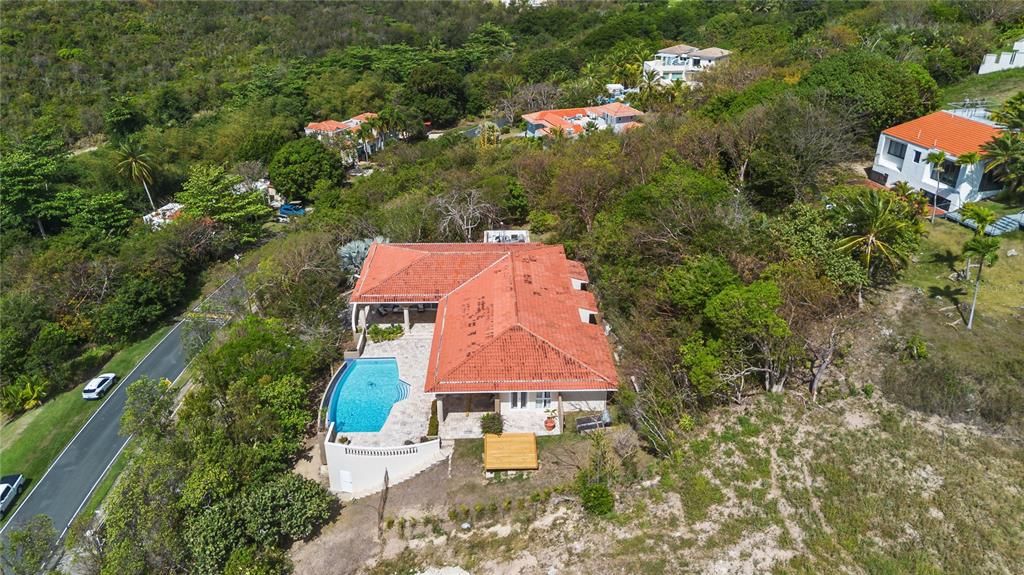 На продажу: $3,950,000 (5 спален, 4 ванн, 3891 Квадратных фут)