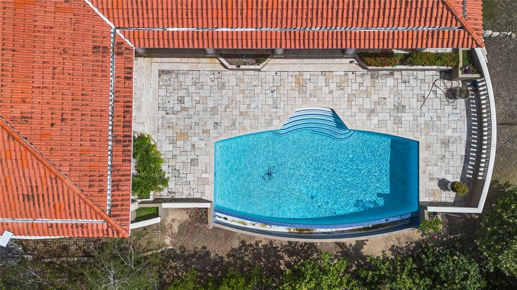 На продажу: $3,950,000 (5 спален, 4 ванн, 3891 Квадратных фут)