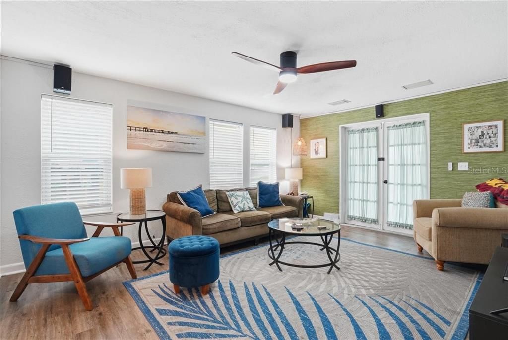 For Sale: $1,200,000 (6 beds, 0 baths, 2298 Square Feet)