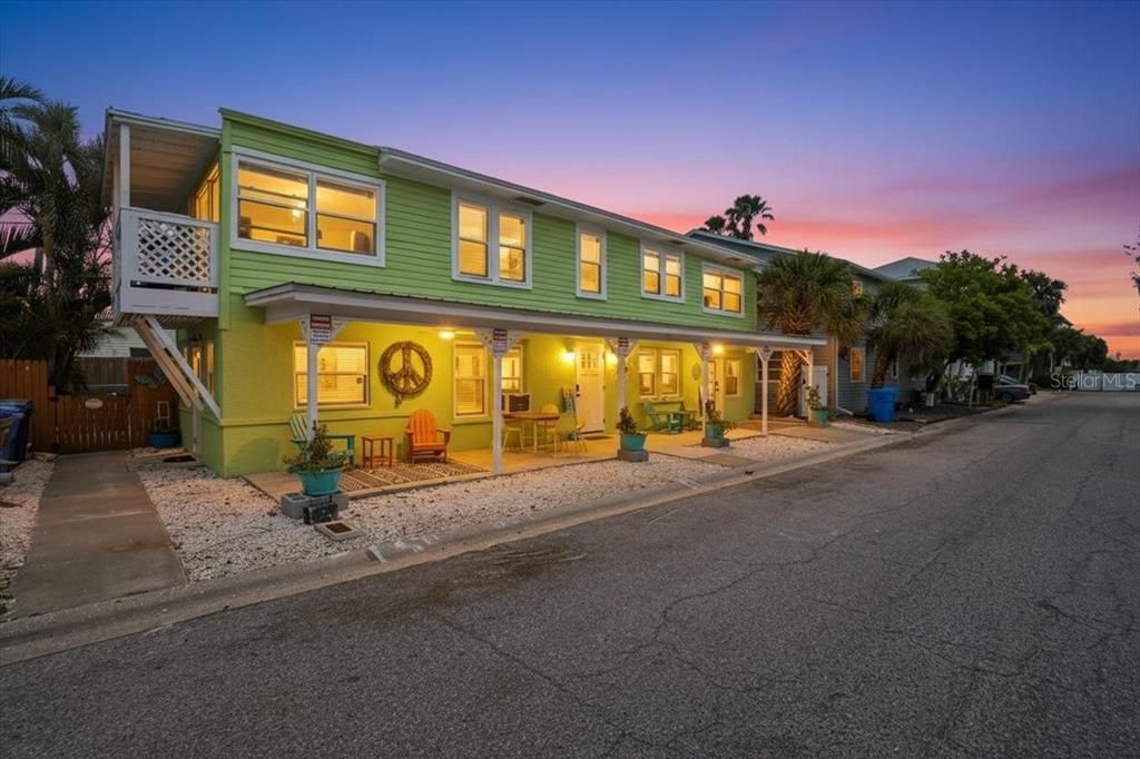 For Sale: $1,200,000 (6 beds, 0 baths, 2298 Square Feet)