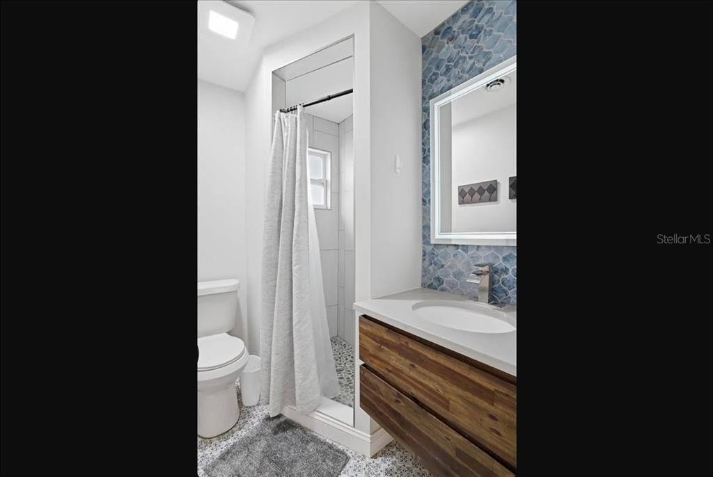 For Sale: $1,200,000 (6 beds, 0 baths, 2298 Square Feet)