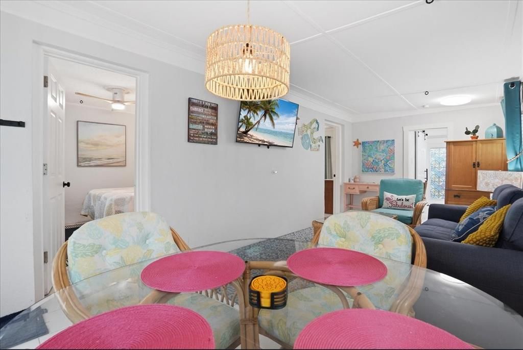For Sale: $1,200,000 (6 beds, 0 baths, 2298 Square Feet)