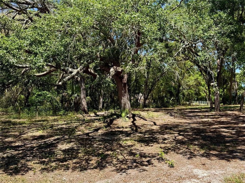En Venta: $399,900 (4 camas, 2 baños, 2326 Pies cuadrados)