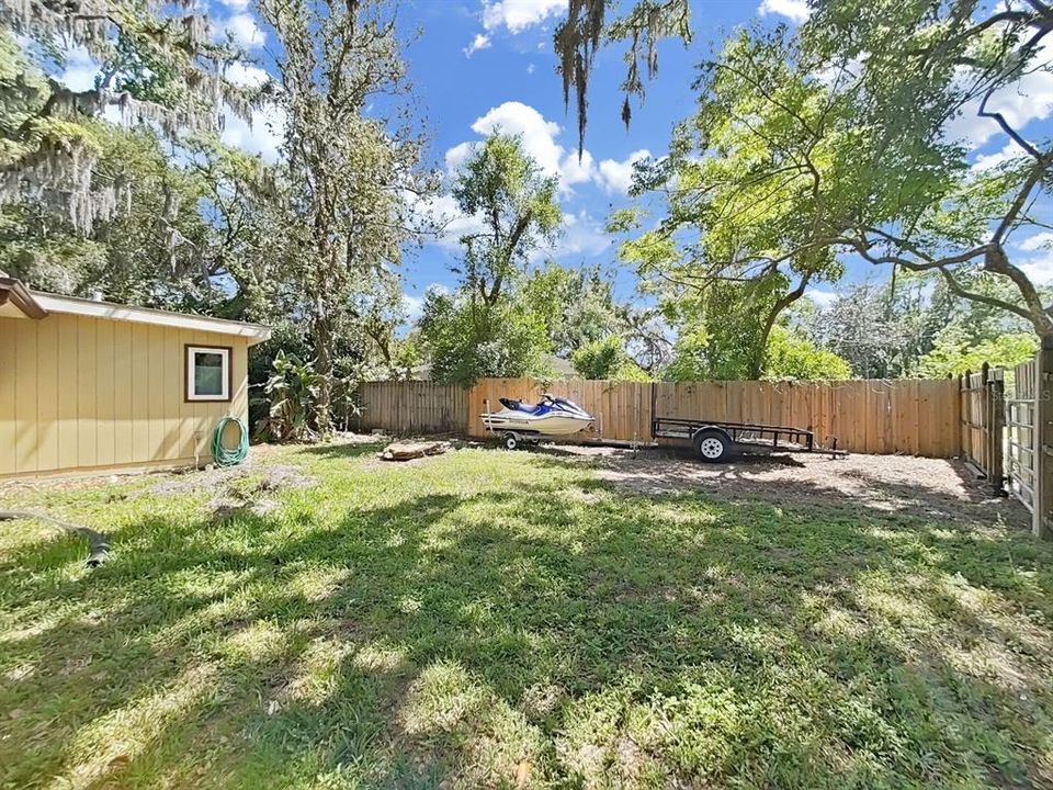 En Venta: $575,000 (3 camas, 2 baños, 2845 Pies cuadrados)