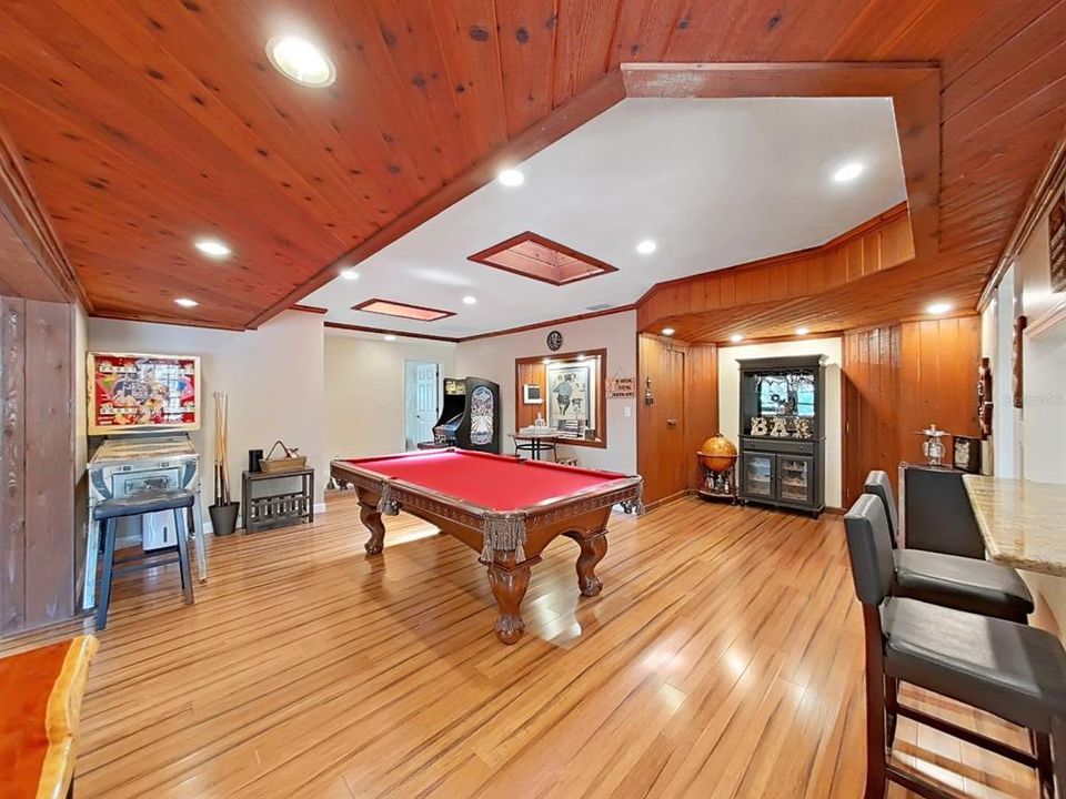 En Venta: $575,000 (3 camas, 2 baños, 2845 Pies cuadrados)