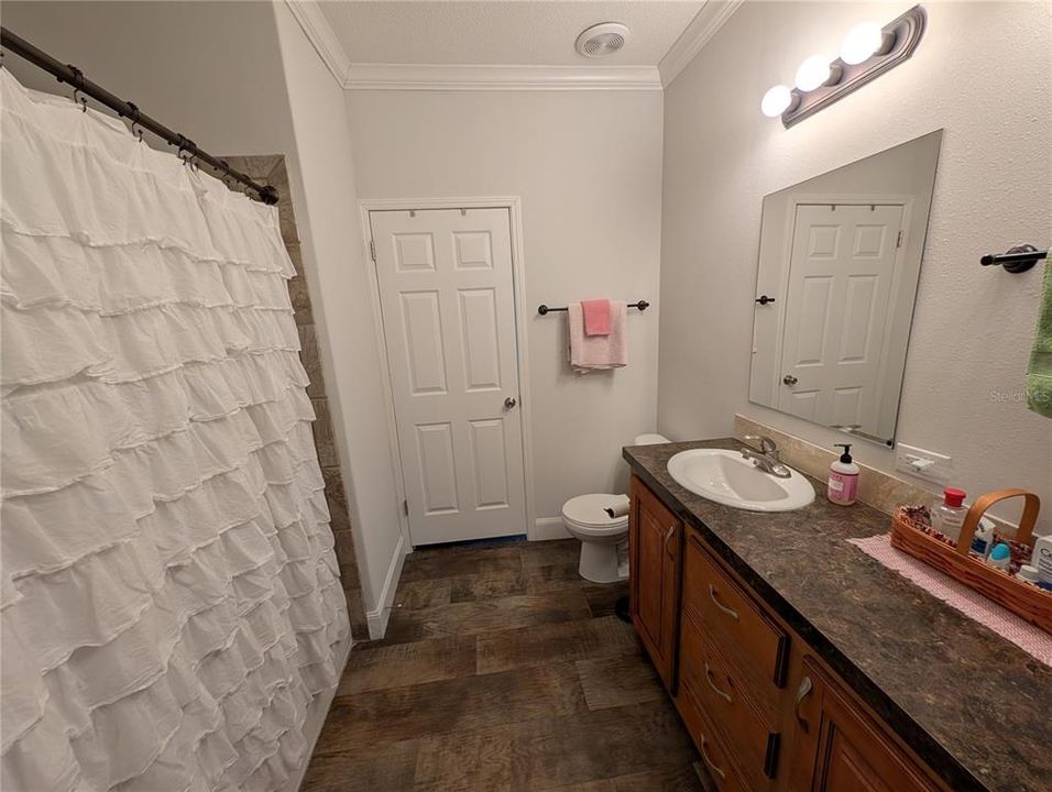 Active With Contract: $340,000 (3 beds, 2 baths, 1152 Square Feet)