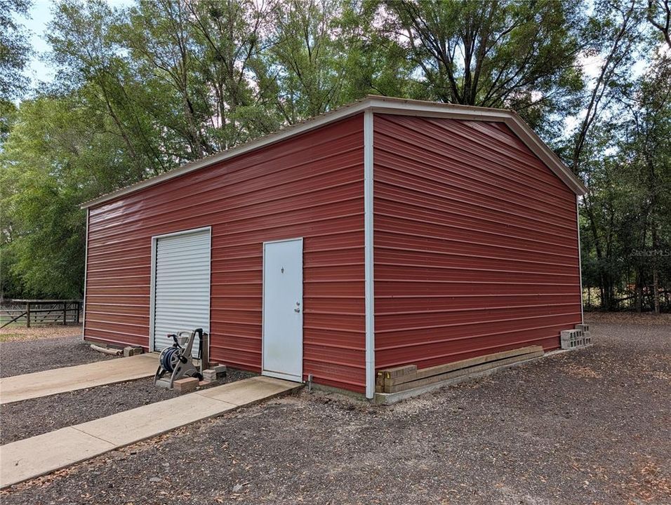 Active With Contract: $340,000 (3 beds, 2 baths, 1152 Square Feet)