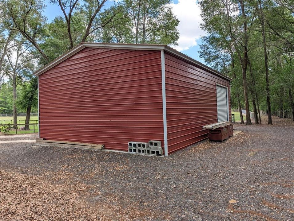 Active With Contract: $340,000 (3 beds, 2 baths, 1152 Square Feet)