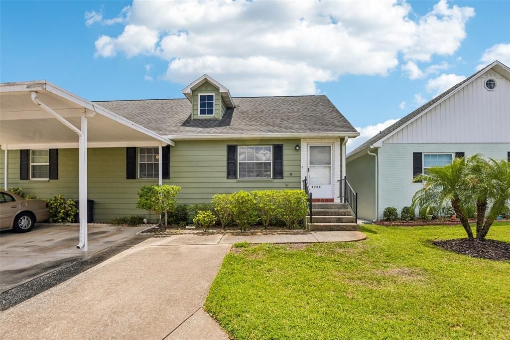 For Sale: $124,900 (2 beds, 2 baths, 1024 Square Feet)