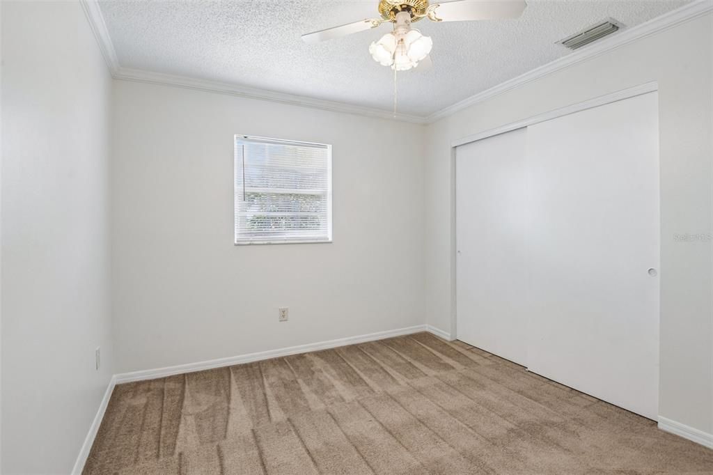 For Sale: $124,900 (2 beds, 2 baths, 1024 Square Feet)