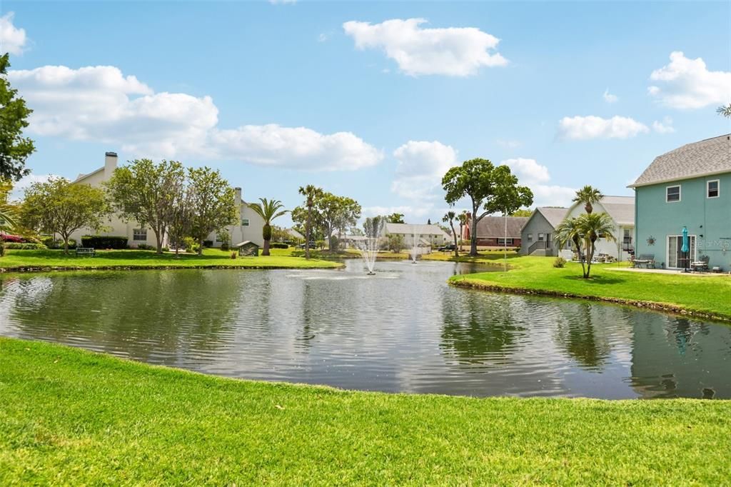 For Sale: $124,900 (2 beds, 2 baths, 1024 Square Feet)