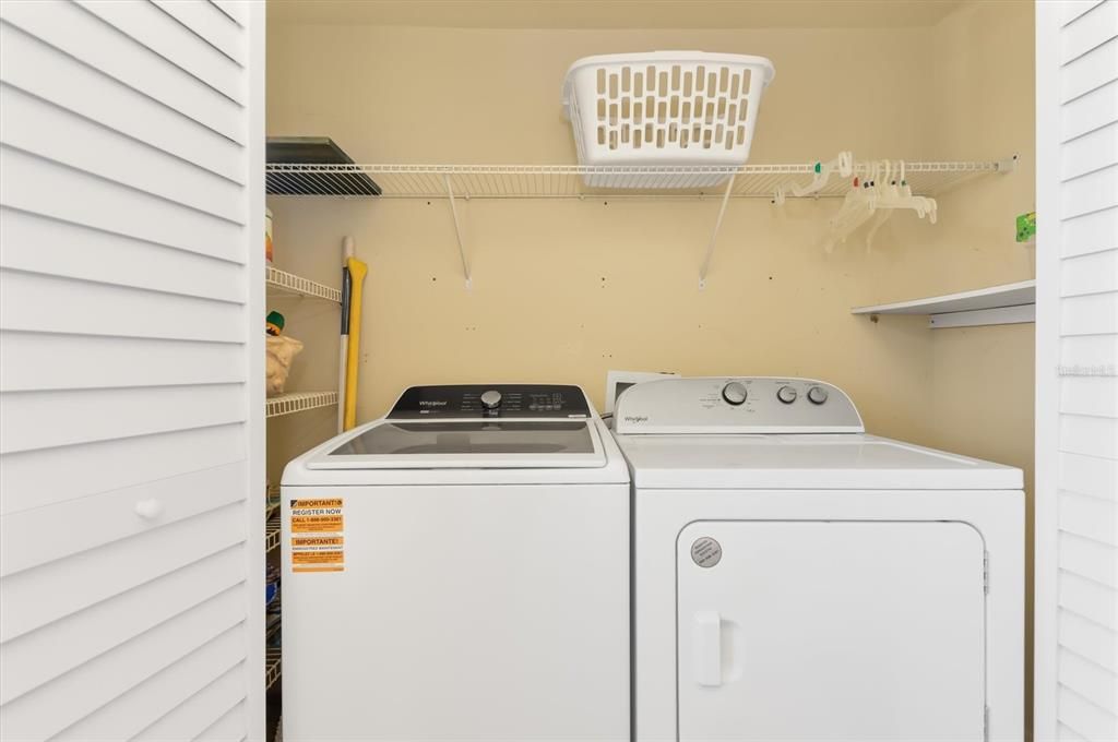 В аренду: $6,900 (2 спален, 2 ванн, 946 Квадратных фут)