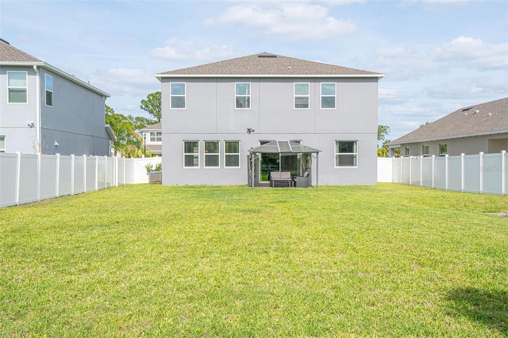 For Sale: $675,000 (6 beds, 3 baths, 3120 Square Feet)