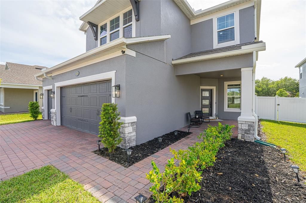 For Sale: $675,000 (6 beds, 3 baths, 3120 Square Feet)