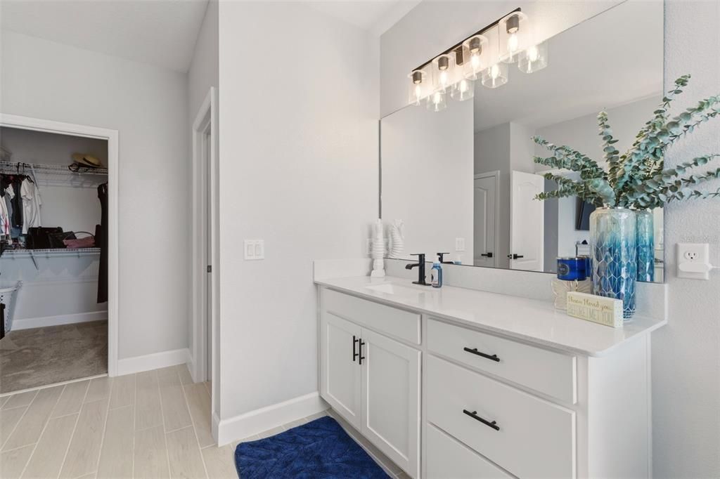 For Sale: $675,000 (6 beds, 3 baths, 3120 Square Feet)