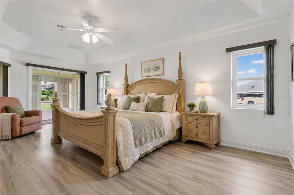 For Sale: $609,000 (3 beds, 2 baths, 2949 Square Feet)