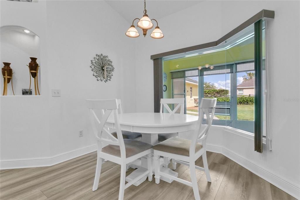 For Sale: $609,000 (3 beds, 2 baths, 2949 Square Feet)