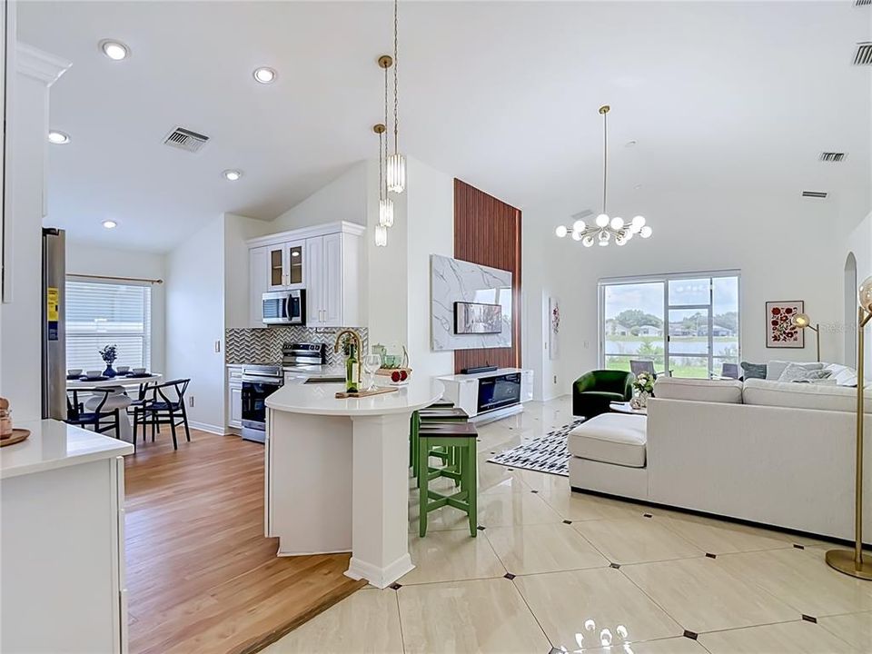 En Venta: $435,000 (4 camas, 3 baños, 1827 Pies cuadrados)