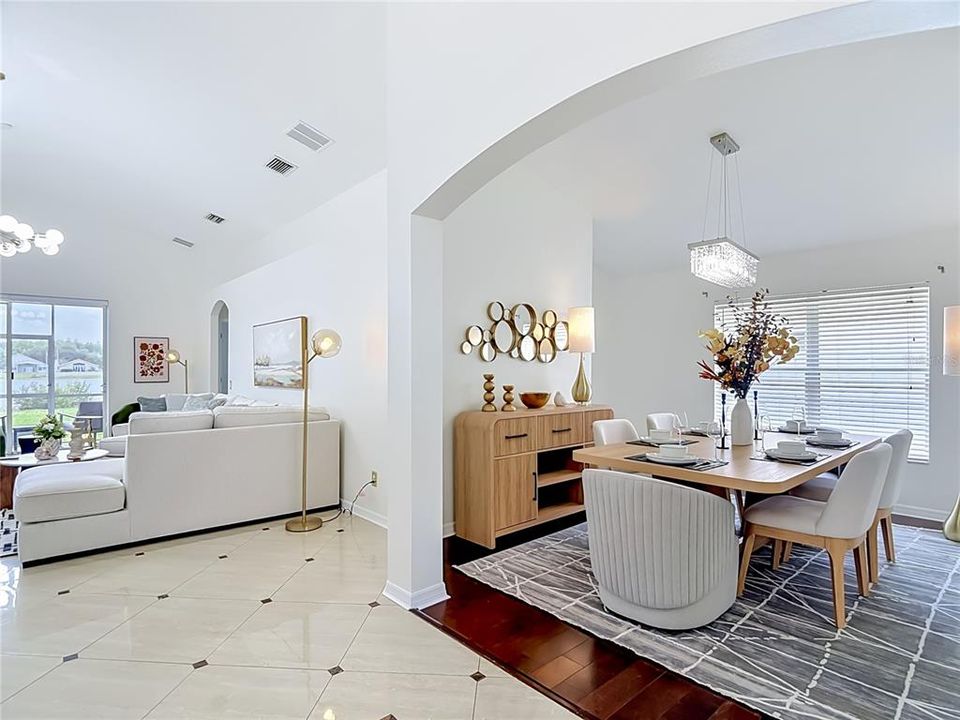 En Venta: $435,000 (4 camas, 3 baños, 1827 Pies cuadrados)