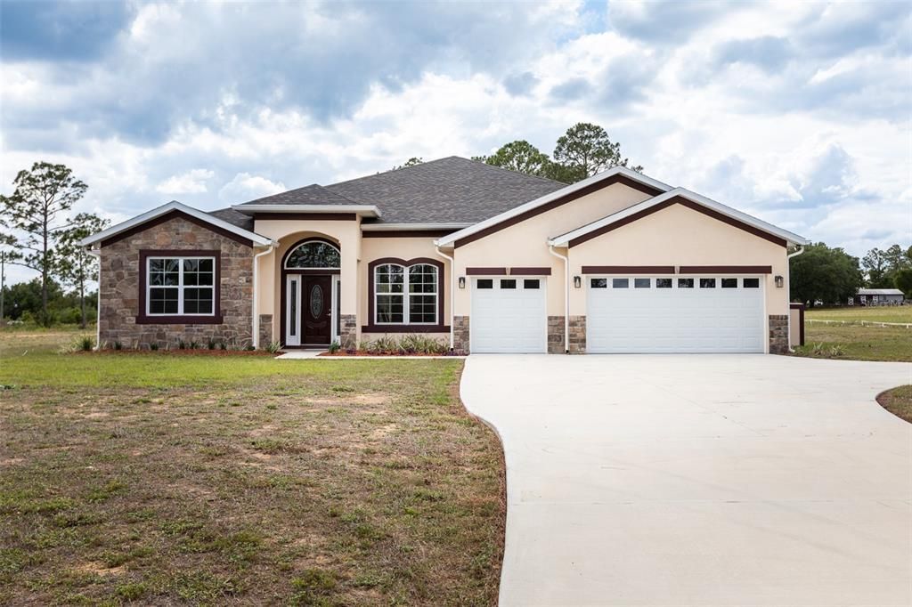 For Sale: $753,625 (4 beds, 3 baths, 3209 Square Feet)