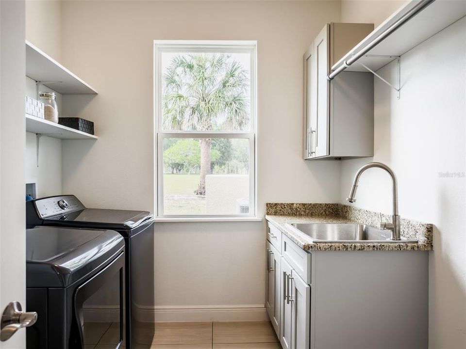 For Sale: $753,625 (4 beds, 3 baths, 3209 Square Feet)