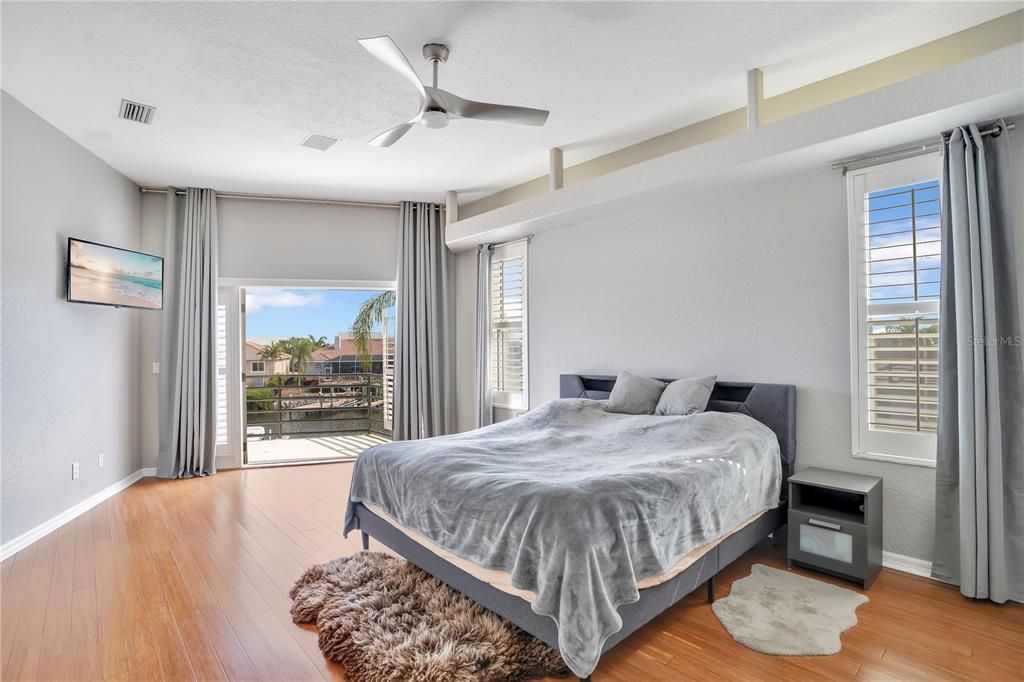 В аренду: $6,299 (4 спален, 3 ванн, 3241 Квадратных фут)