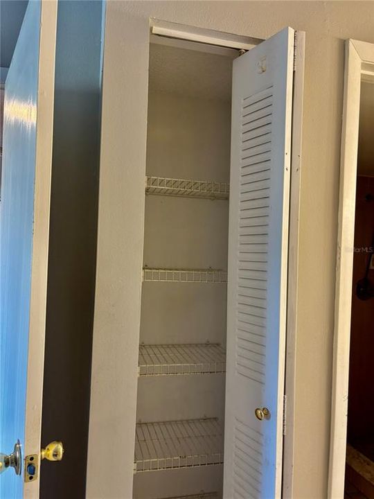 Под контрактом: $115,000 (2 спален, 2 ванн, 1231 Квадратных фут)
