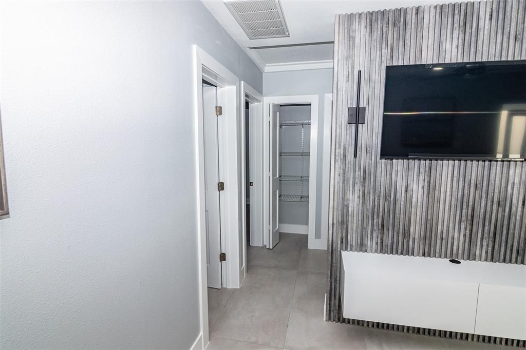 For Sale: $668,000 (3 beds, 2 baths, 1232 Square Feet)