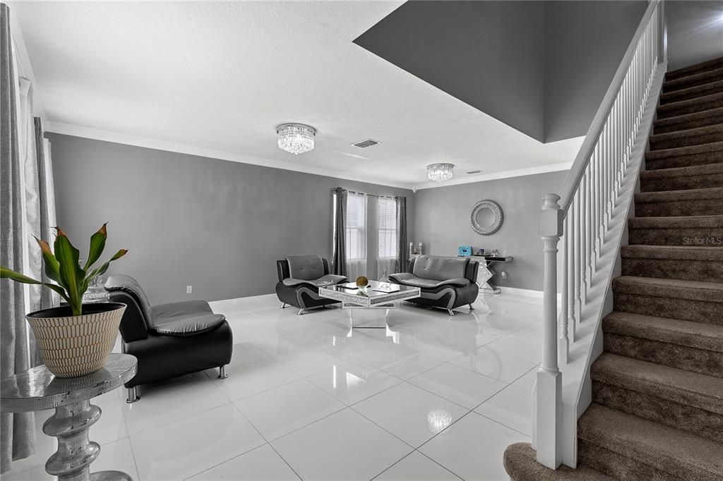 На продажу: $499,999 (4 спален, 2 ванн, 2720 Квадратных фут)