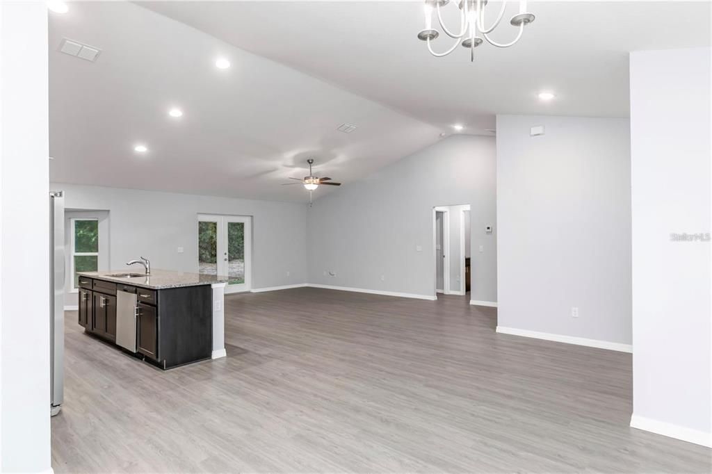 For Rent: $1,775 (3 beds, 2 baths, 1752 Square Feet)