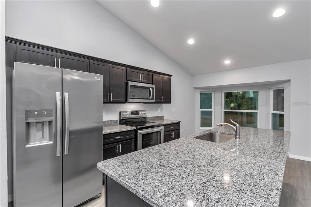For Rent: $1,775 (3 beds, 2 baths, 1752 Square Feet)