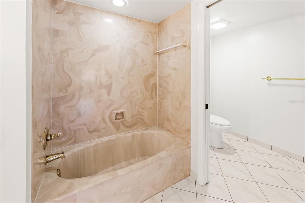 For Sale: $625,000 (3 beds, 2 baths, 2340 Square Feet)