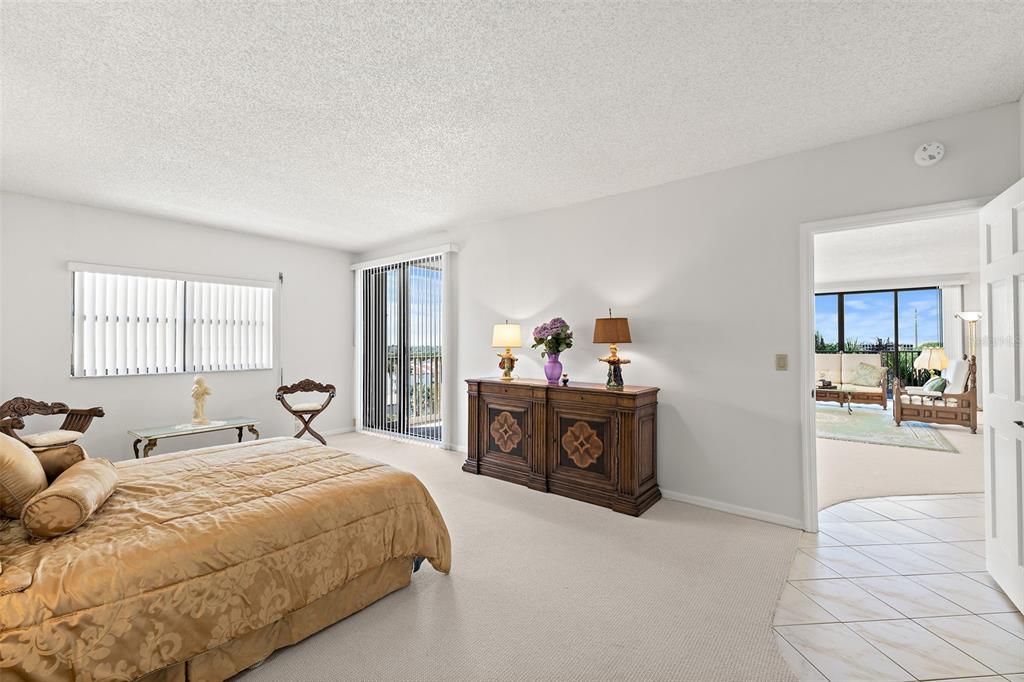 For Sale: $625,000 (3 beds, 2 baths, 2340 Square Feet)