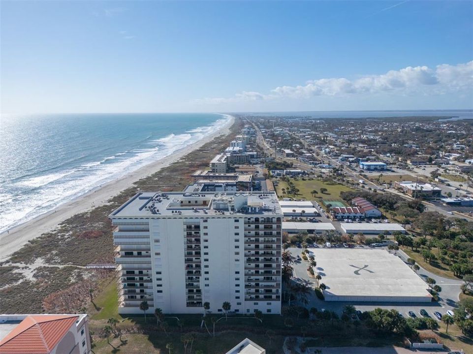 For Sale: $625,000 (3 beds, 2 baths, 2340 Square Feet)