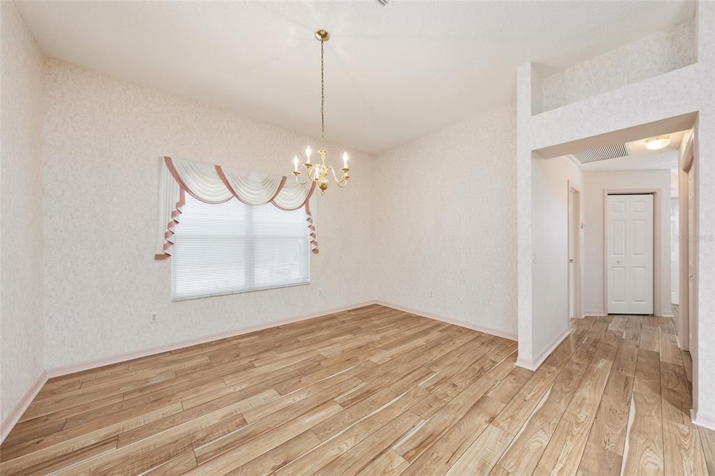 На продажу: $455,000 (3 спален, 2 ванн, 1979 Квадратных фут)