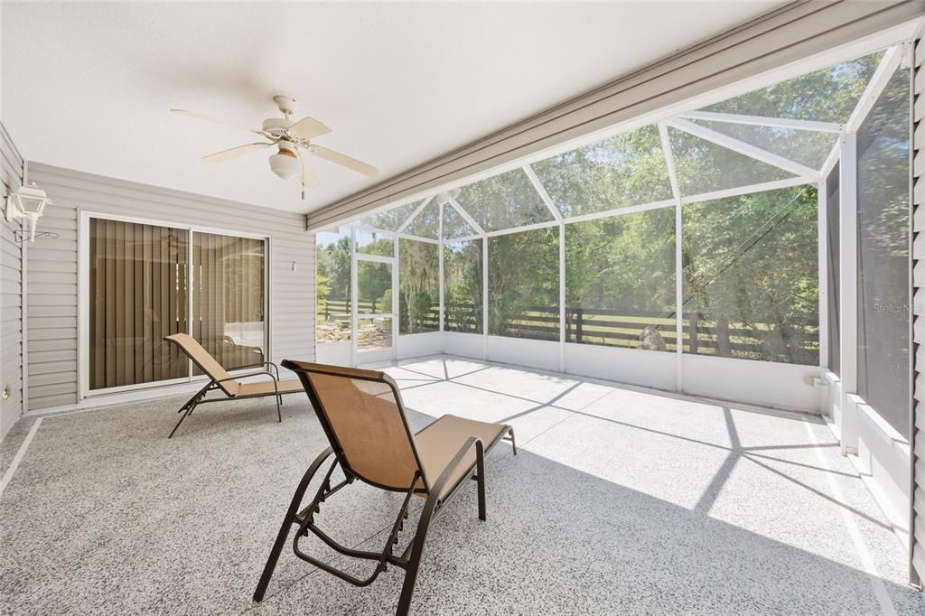 На продажу: $455,000 (3 спален, 2 ванн, 1979 Квадратных фут)