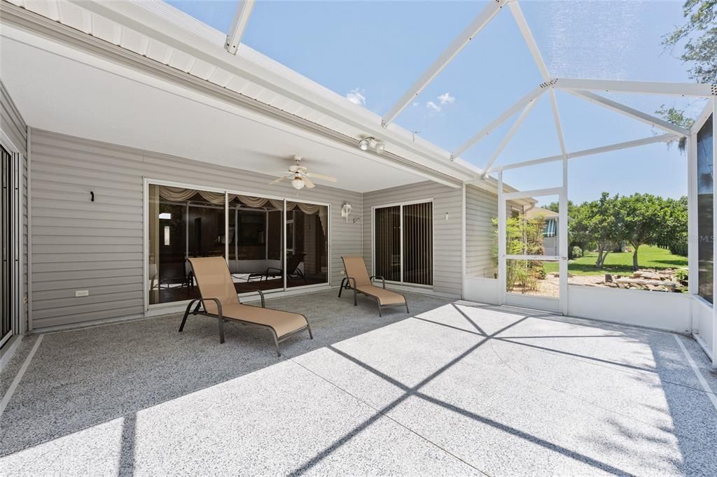 На продажу: $455,000 (3 спален, 2 ванн, 1979 Квадратных фут)
