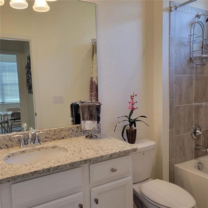 For Rent: $3,950 (3 beds, 3 baths, 2201 Square Feet)